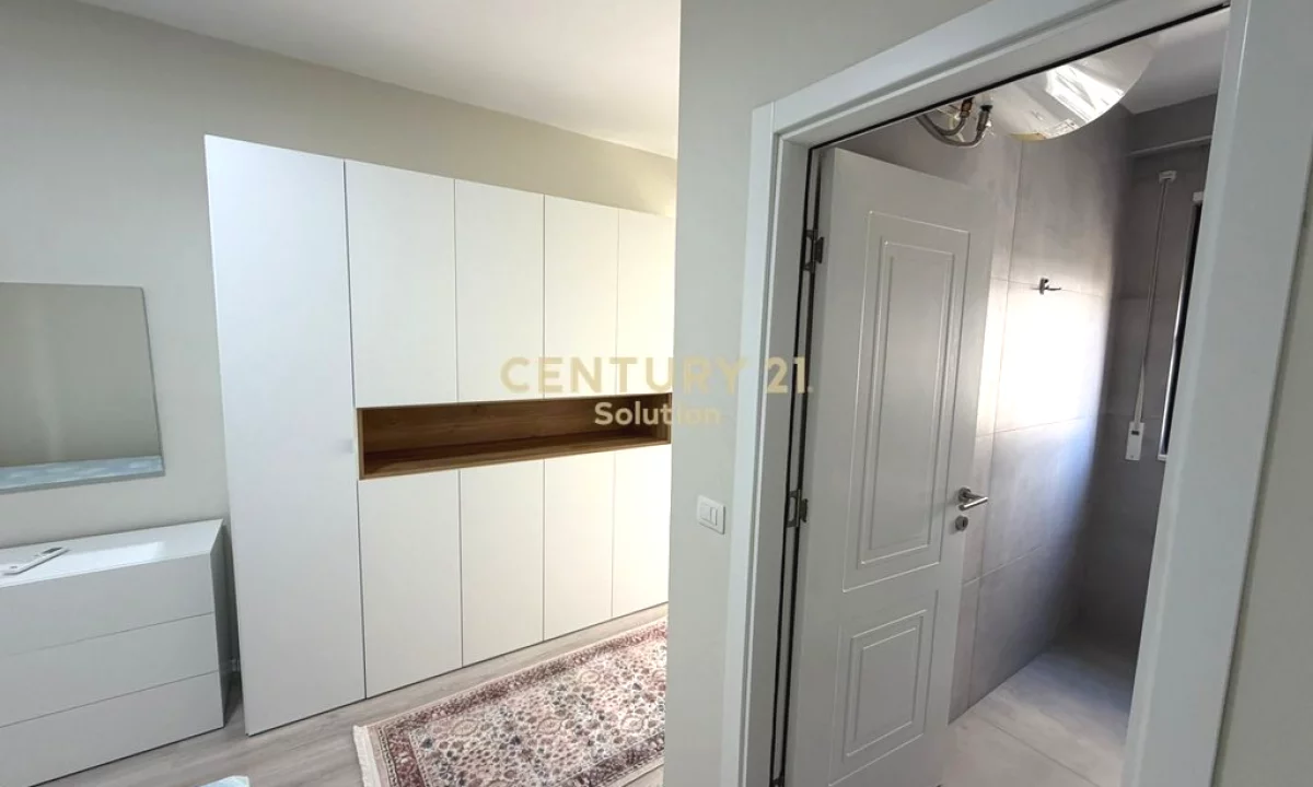 Shtepi ne shitje Apartament ne Tirane, 2+1, Mobilimi E mobiluar, Pagesa 230,000  Euro.