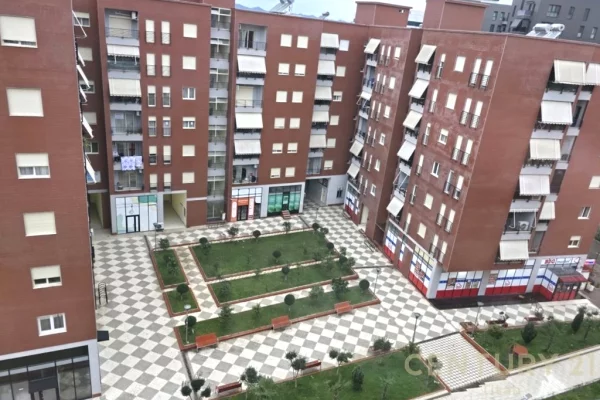Ambient biznesi ne shitje 1+1 ne Tirane - 230,000 Euro