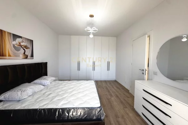 Shtepi me qera Apartament ne Tirane, 2+1, Mobilimi E mobiluar, Pagesa 530  Euro.