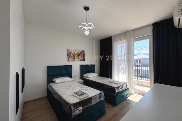 Shtepi me qera Apartament ne Tirane, 2+1, Mobilimi E mobiluar, Pagesa 530  Euro.