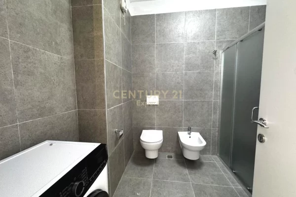 Shtepi me qera Apartament ne Tirane, 2+1, Mobilimi E mobiluar, Pagesa 530  Euro.
