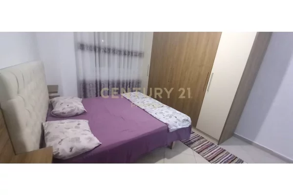 Shtepi me qera Apartament ne Tirane, 2+1, Mobilimi E mobiluar, Pagesa 500  Euro.