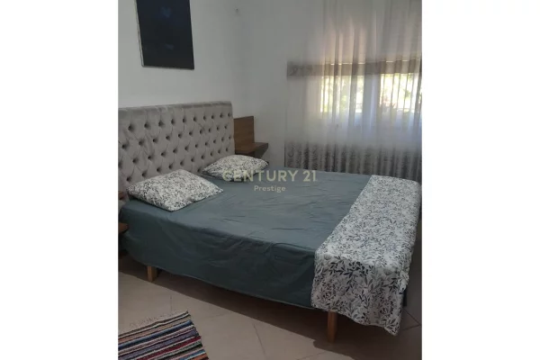 Shtepi me qera Apartament ne Tirane, 2+1, Mobilimi E mobiluar, Pagesa 500  Euro.