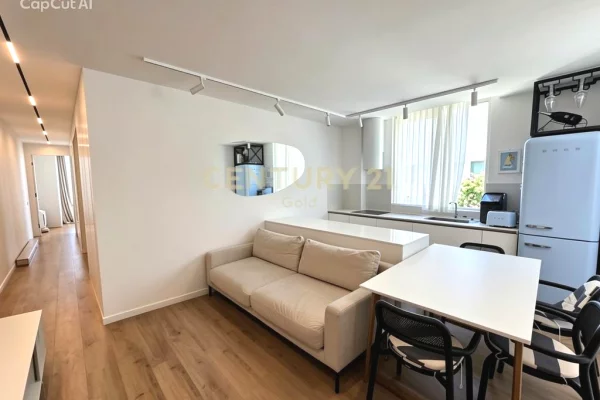 Shtepi ne shitje Apartament ne Vlore, 3+1, Mobilimi E mobiluar, Pagesa 850,000  Euro.