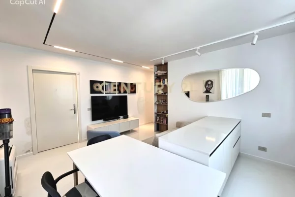 Shtepi ne shitje Apartament ne Vlore, 3+1, Mobilimi E mobiluar, Pagesa 850,000  Euro.