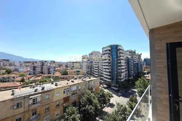 Apartament 2+1 Per Qira tek Selvia