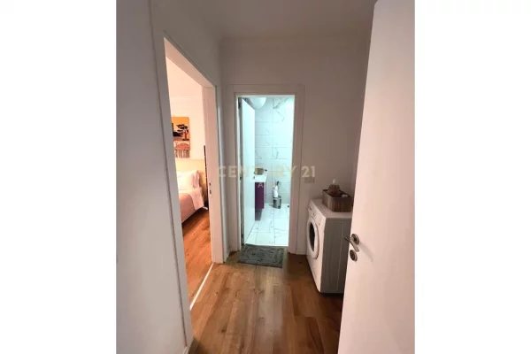 Shtepi me qera Apartament ne Tirane, 1+1, Mobilimi E mobiluar, Pagesa 800  Euro.