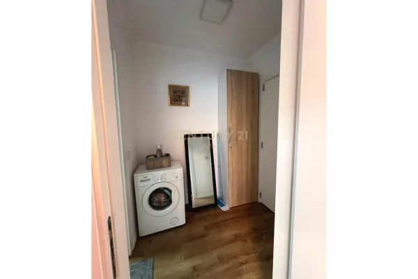 Shtepi me qera Apartament ne Tirane, 1+1, Mobilimi E mobiluar, Pagesa 800  Euro.