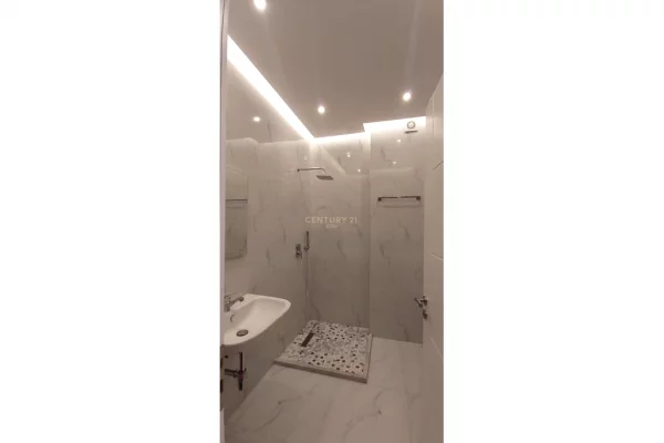 Shtepi me qera Apartament ne Tirane, 1+1, Mobilimi E mobiluar, Pagesa 650  Euro.