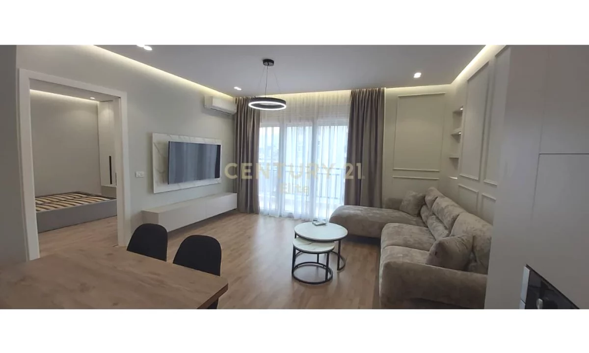 Shtepi me qera Apartament ne Vlore, 2+1, Mobilimi Bosh, pa mobiluar, Pagesa 184,800  Euro.