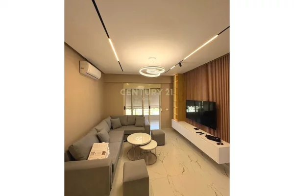 Shtepi me qera Apartament ne Vlore, 2+1, Mobilimi Bosh, pa mobiluar, Pagesa 184,800  Euro.