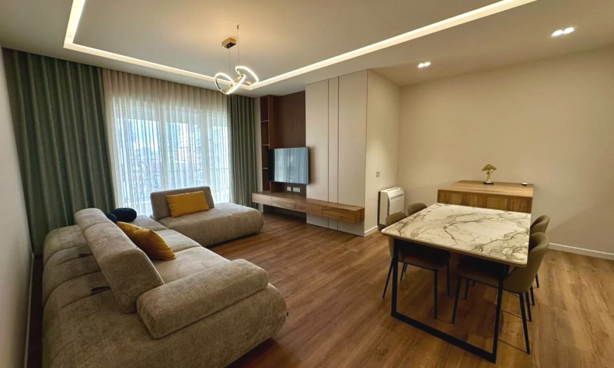 Shtepi me qera Apartament ne Tirane, 1+1, Mobilimi E mobiluar, Pagesa 1,000  Euro.