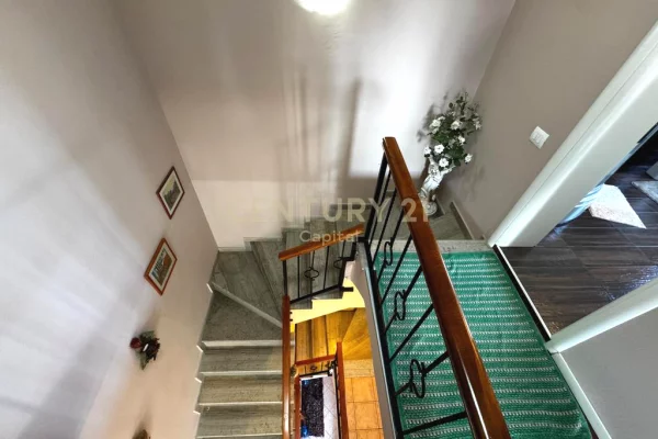 Luxury villas for sale in Tirana 6+1, Furnished
