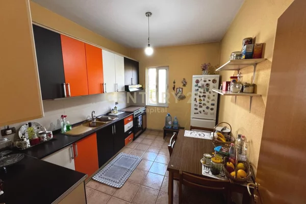 Luxury villas for sale in Tirana 6+1, Furnished