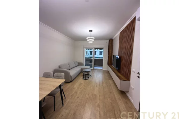 Shtepi me qera 1+1 ne Tirane - 800 Euro