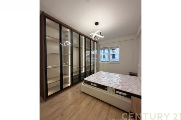 Shtepi me qera Apartament ne Tirane, 1+1, Mobilimi E mobiluar, Pagesa 800  Euro.