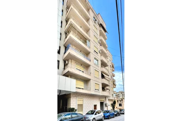 Shtepi me qera Apartament ne Tirane, 1+1, Mobilimi E mobiluar, Pagesa 400  Euro.