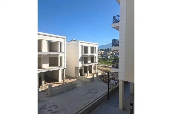 Apartment for sale in Tirana 2+1, Emty