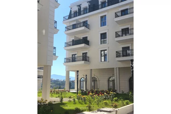 Apartment for sale in Tirana 2+1, Emty