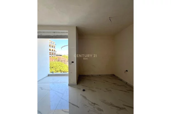 Apartment for sale in Durres 1+1, Emty