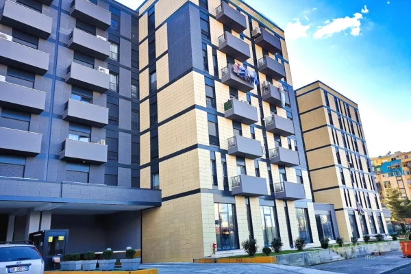 SHITET AMBJENT KOMERCIAL KATI 1| Quartum Residence