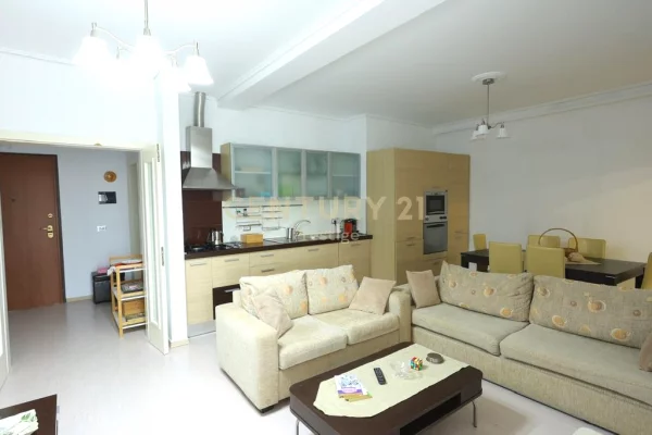 Shtepi ne shitje 2+1 ne Tirane - 200,000 Euro
