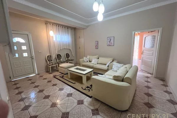 Shtepi me qera 3+1 ne Tirane - 750 Euro