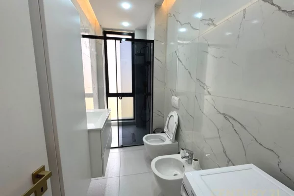 Shtepi me qera Apartament ne Tirane, 1+1, Mobilimi E mobiluar, Pagesa 650  Euro.