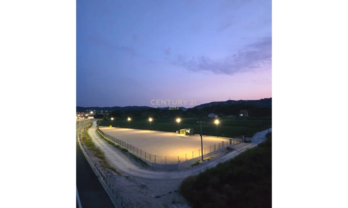 Toke e Investuar me Qira ne Rinas | 3000 m2 | Prane Trareve te Autostrades Thumane-Kashar | 3100Euro