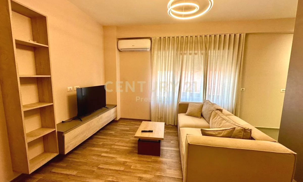 Shtepi me qera Apartament ne Tirane, 1+1, Mobilimi E mobiluar, Pagesa 465  Euro.