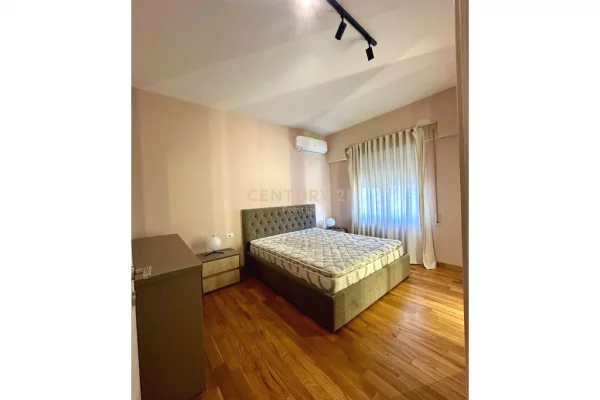 Shtepi me qera Apartament ne Tirane, 1+1, Mobilimi E mobiluar, Pagesa 465  Euro.