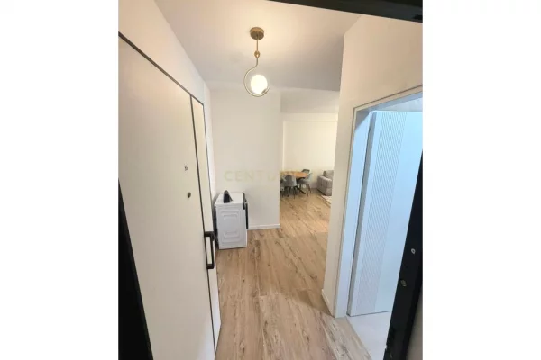 Shtepi me qera Apartament ne Tirane, 1+1, Mobilimi E mobiluar, Pagesa 650  Euro.