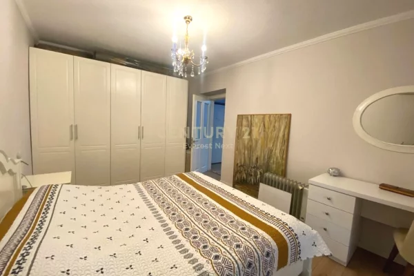 Shtepi me qera Apartament ne Tirane, 2+1, Mobilimi E mobiluar, Pagesa 800  Euro.