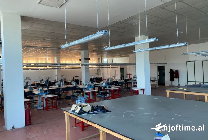 Business Property for Rent 4+1 in Tirana - 1,200 Euro