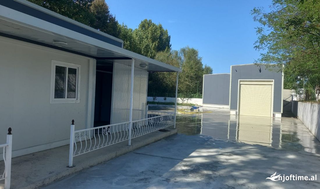 Shiten 2 Kapanone +1400m2 toke Rinas Okazion