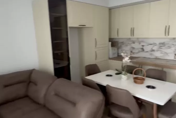 Shtepi ne shitje 3+1 ne Tirane - 140,000 Euro