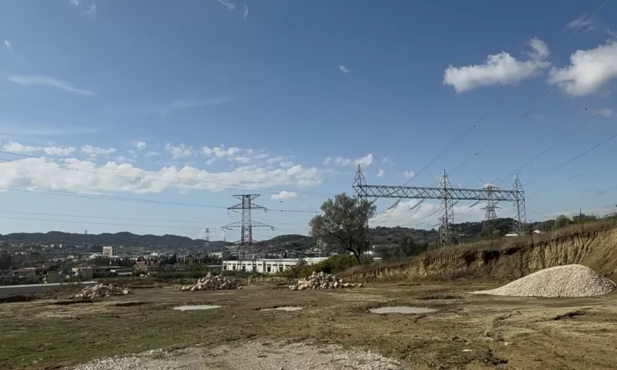 Shiten 1500m2 Toke Kashar Me Hipoteke