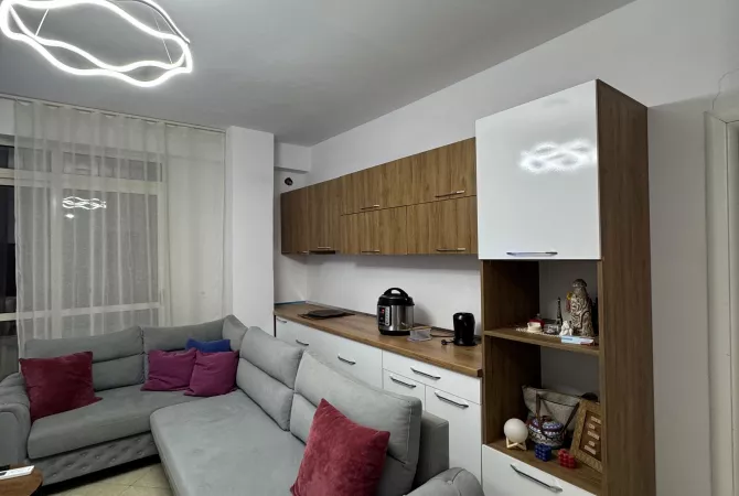 Shtepi ne shitje 2+1 ne Tirane - 155,000 Euro