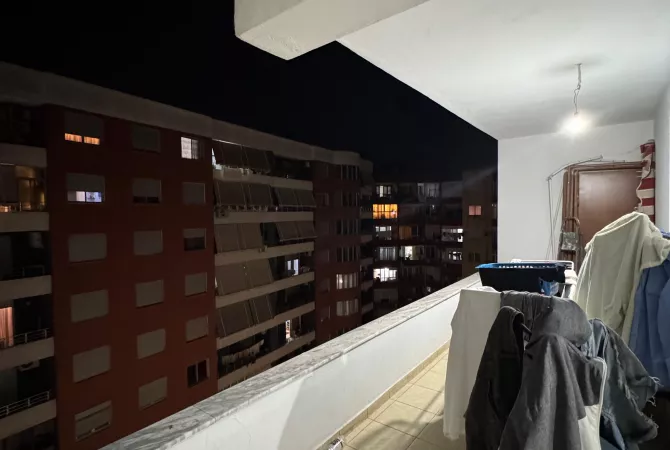Shtepi ne shitje Apartament ne Tirane, 2+1, Mobilimi E mobiluar, Pagesa 155,000  Euro.