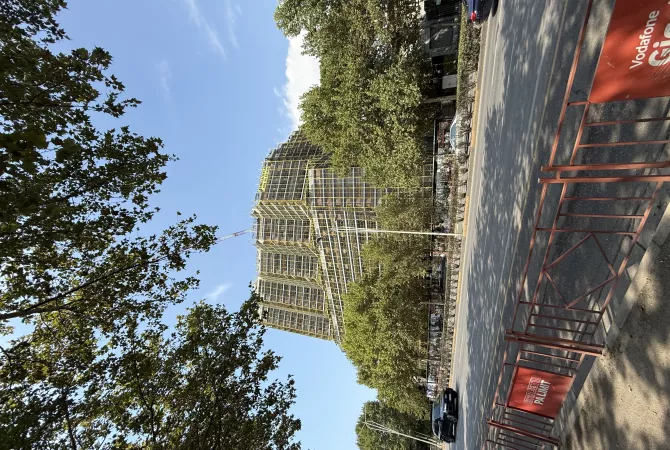 Apartament 2+1+2 Per Shitje Colonnade Residence Klering