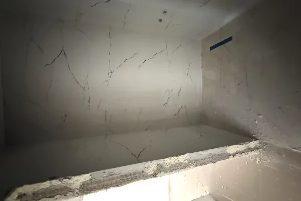 Appartamento in vendita a Tirana 2+1, Vuoto