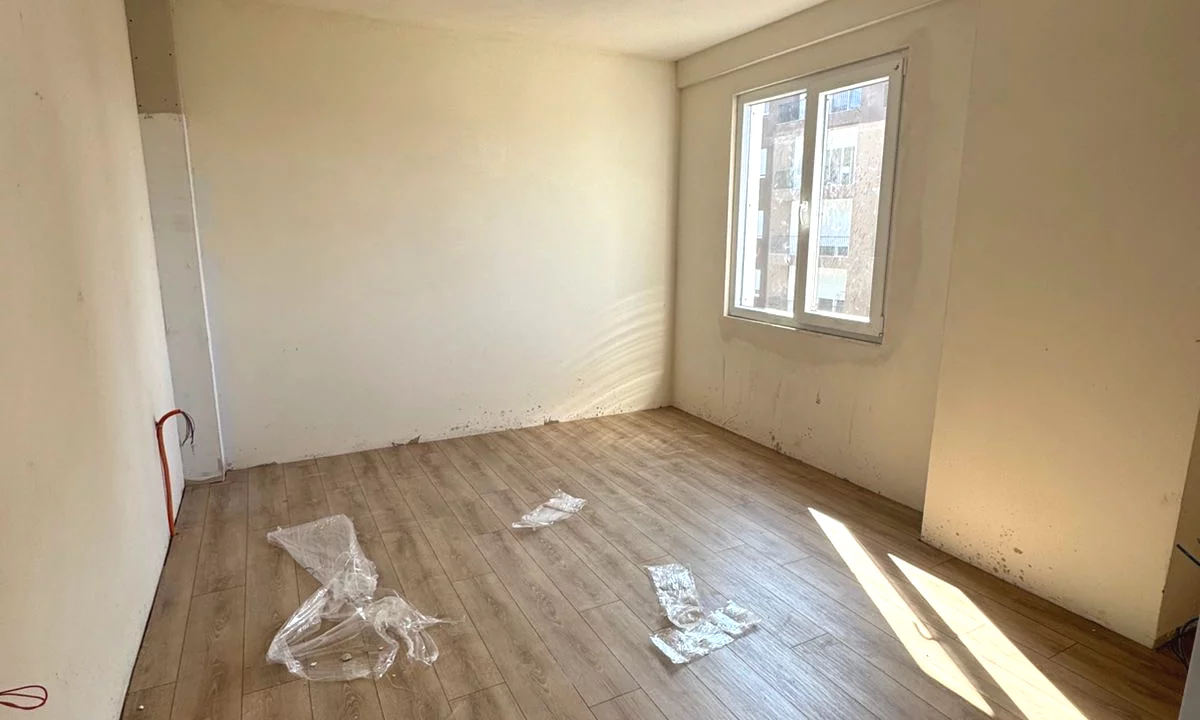 Appartamento in vendita a Tirana 1+1, Vuoto