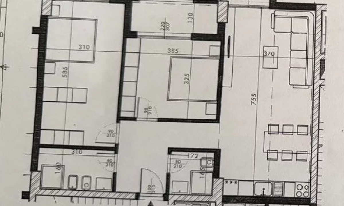 Shtepi ne shitje Apartament ne Tirane, 2+1, Mobilimi Bosh, pa mobiluar, Pagesa 139,500  Euro.