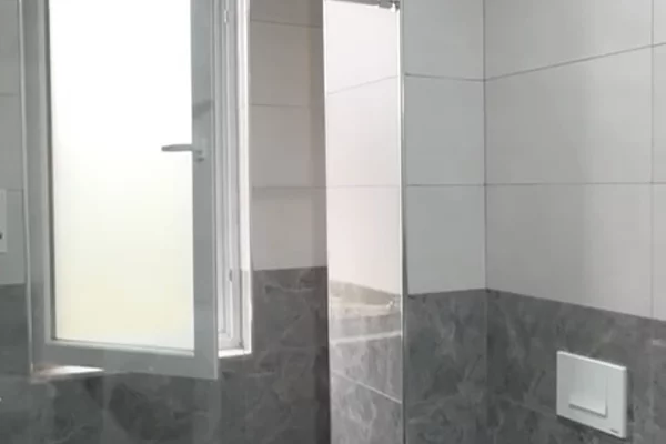 Shtepi me qera Apartament ne Tirane, 2+1, Mobilimi E mobiluar, Pagesa 450  Euro.