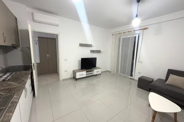 Shtepi me qera Apartament ne Tirane, 2+1, Mobilimi E mobiluar, Pagesa 50,000  Leke.