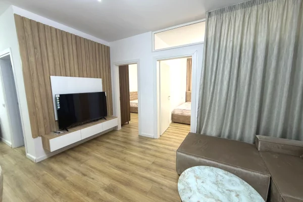 Shtepi me qera Apartament ne Tirane, 2+1, Mobilimi E mobiluar, Pagesa 500  Euro.