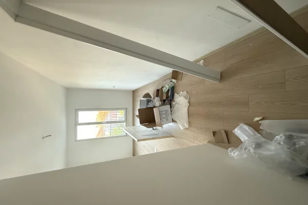 Shtepi ne shitje Apartament ne Tirane, 2+1, Mobilimi Bosh, pa mobiluar, Pagesa 79,000  Euro.