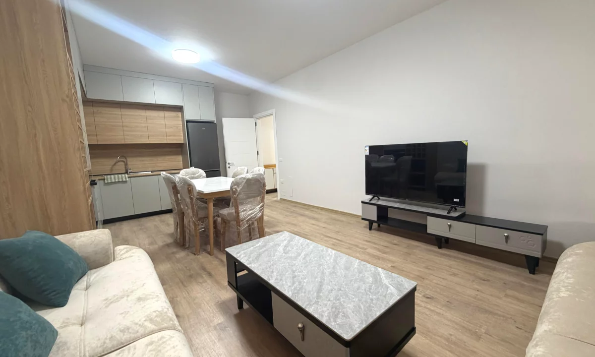 Shtepi me qera Apartament ne Tirane, 2+1, Mobilimi E mobiluar, Pagesa 550  Euro.