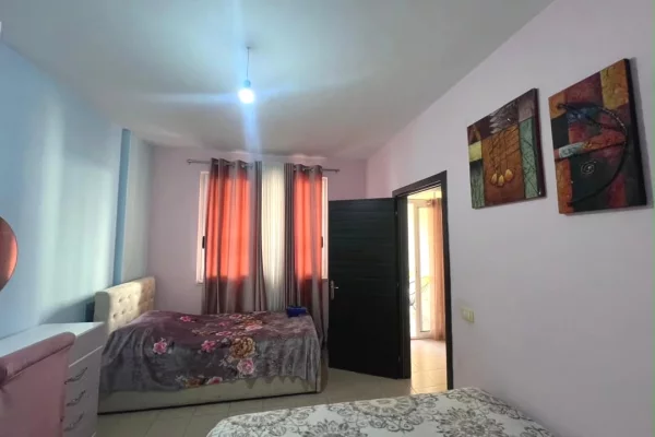 Shtepi me qera Apartament ne Tirane, 2+1, Mobilimi E mobiluar, Pagesa 50,000  Leke.