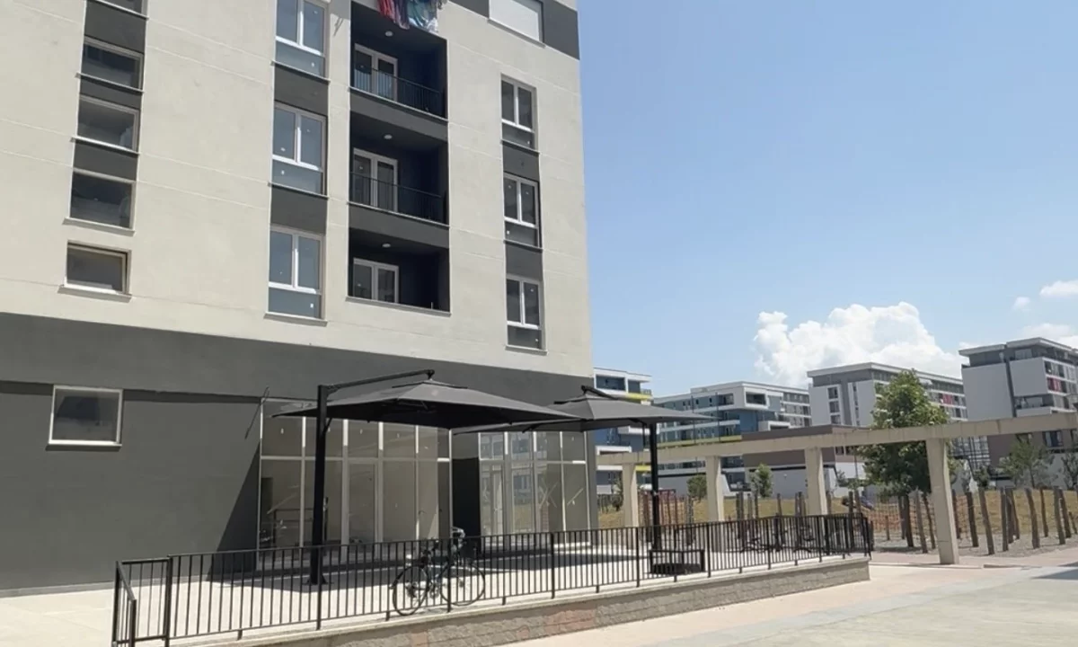 Apartment for sale in Tirana 2+1, Emty